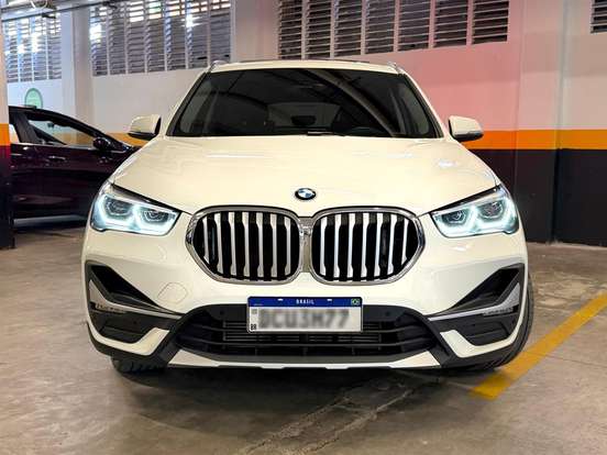 BMW-X1-2.0 16V TURBO ACTIVEFLEX SDRIVE20I X-LINE PLUS 4P AUTOMÁTICO BMW-X1-2022