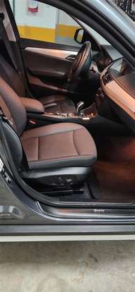 BMW-X1-2012
