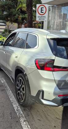BMW-X1-2.0 16V TURBO GASOLINA SDRIVE20I X-LINE STEPTRONIC BMW-X1-2023