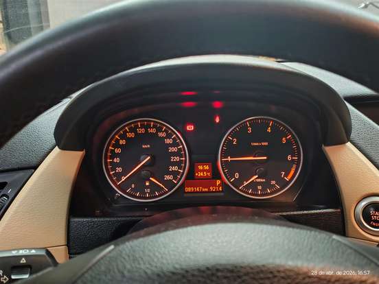 BMW-X1-2.0 18I S-DRIVE 4X2 16V GASOLINA 4P AUTOMÁTICO BMW-X1-2012