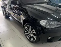 BMW X5 4.4 4X4 50I SPORT V8 32V GASOLINA 4P AUTOMÁTICO BMW X5 4.4 4X4 50I SPORT V8 32V GASOLINA 4P AUTOMÁTICO