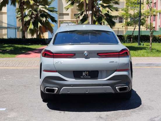 BMW-X6-3.0 TWINPOWER GASOLINA XDRIVE40I M SPORT AUTOMÁTICO BMW-X6-2024