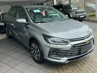 CHEVROLET ONIX 1.0 TURBO FLEX PLUS PREMIER AUTOMÁTICO
