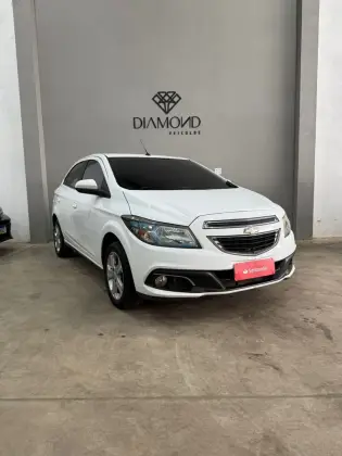 CHEVROLET ONIX 1.4 MPFI LTZ 8V FLEX 4P MANUAL