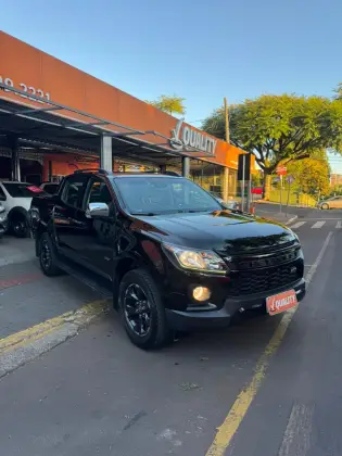 CHEVROLET S10 2.8 16V TURBO DIESEL HIGH COUNTRY CD 4X4 AUTOMÁTICO