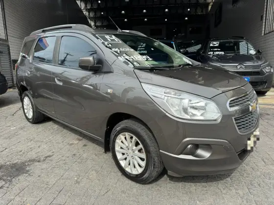 CHEVROLET SPIN 1.8 LT 8V FLEX 4P AUTOMÁTICO CHEVROLET SPIN 1.8 LT 8V FLEX 4P AUTOMÁTICO