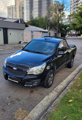 CHEVROLET-MONTANA-2015