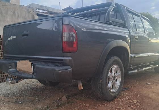 CHEVROLET S10 2006 2.4 MPFI ADVANTAGE 4X2 CD 8V GASOLINE 4P MANUAL