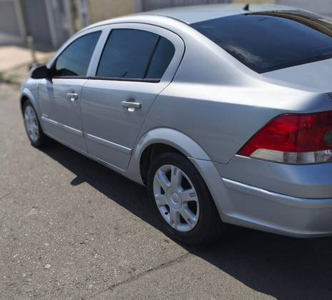 CHEVROLET VECTRA 2.0 MPFI ELEGANCE 8V FLEX 4P MANUAL