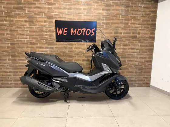 DAFRA CRUISYM 300 