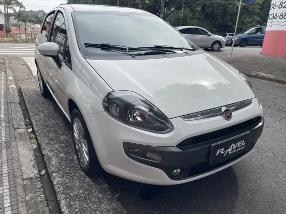 FIAT PUNTO 1.6 ESSENCE 16V FLEX 4P MANUAL