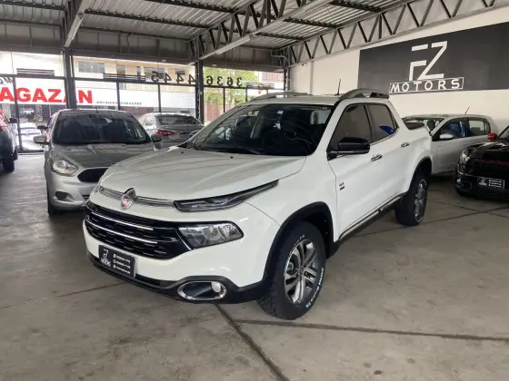 FIAT TORO 2.0 16V TURBO DIESEL VOLCANO 4WD AT9