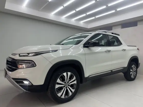 FIAT TORO 2.0 16V TURBO DIESEL VOLCANO 4WD AT9
