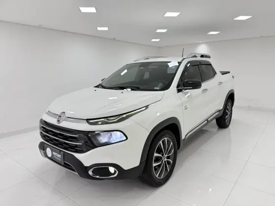 FIAT TORO 2.0 16V TURBO DIESEL VOLCANO 4WD AT9