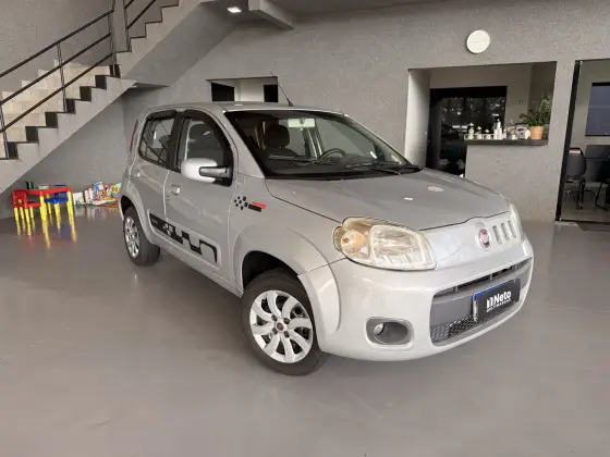 FIAT UNO 1.0 EVO VIVACE 8V FLEX 4P MANUAL