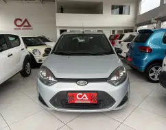 FORD FIESTA 1.0 ROCAM SE 8V FLEX 4P MANUAL FORD FIESTA 1.0 ROCAM SE 8V FLEX 4P MANUAL