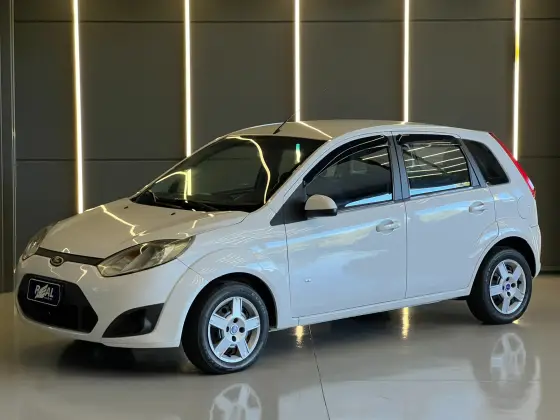FORD FIESTA 1.6 SE HATCH 16V FLEX 4P MANUAL