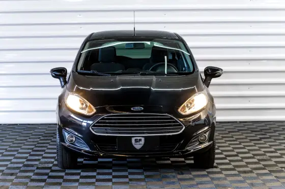 FORD FIESTA 1.6 SE HATCH 16V FLEX 4P POWERSHIFT