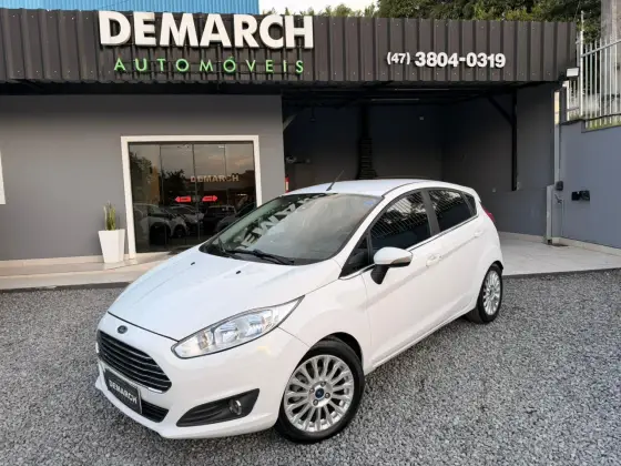 FORD FIESTA 1.6 TITANIUM HATCH 16V FLEX 4P POWERSHIFT