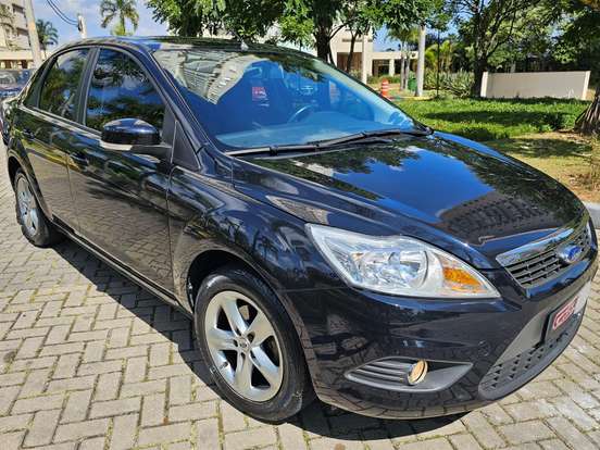 FORD-FOCUS-2.0 GLX SEDAN 16V FLEX 4P AUTOMÁTICO FORD-FOCUS-2010