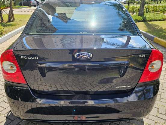 FORD-FOCUS-2.0 GLX SEDAN 16V FLEX 4P AUTOMÁTICO FORD-FOCUS-2010
