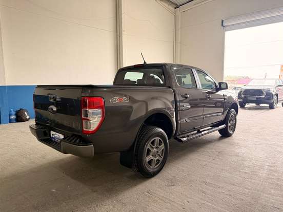 FORD-RANGER-2.2 XLS 4X4 CD 16V DIESEL 4P AUTOMÁTICO FORD-RANGER-2020