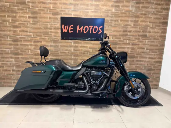 HARLEY-DAVIDSON ROAD KING SPECIAL 