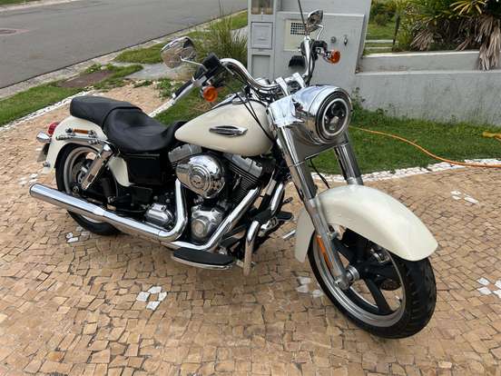 HARLEY-DAVIDSON-DYNA SWITCHBACK-2013