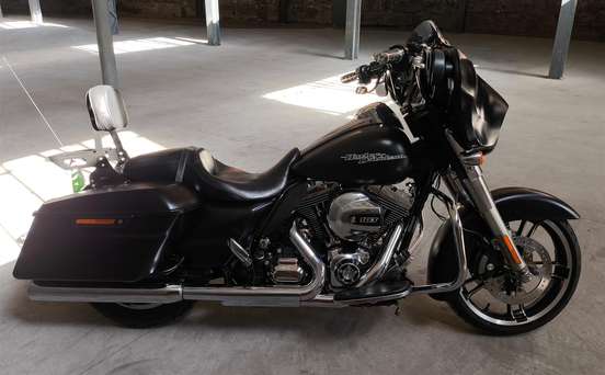 HARLEY-DAVIDSON-STREET GLIDE-2014