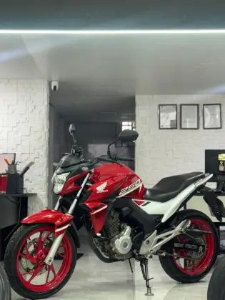 HONDA CB TWISTER 