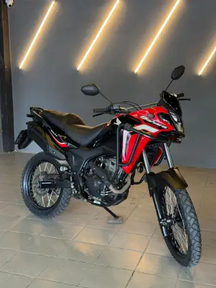 HONDA XRE 300 SAHARA RALLY 