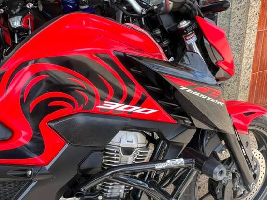 HONDA-CB 300F TWISTER ABS HONDA-CB 300F TWISTER ABS-2023