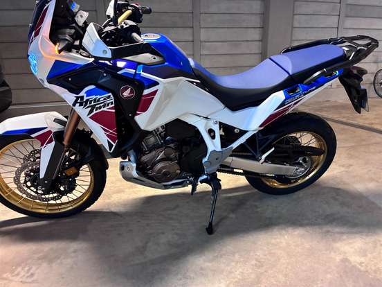 HONDA-CRF 1100L AFRICA TWIN ADVENTURE SPORTS ES DCT-2024