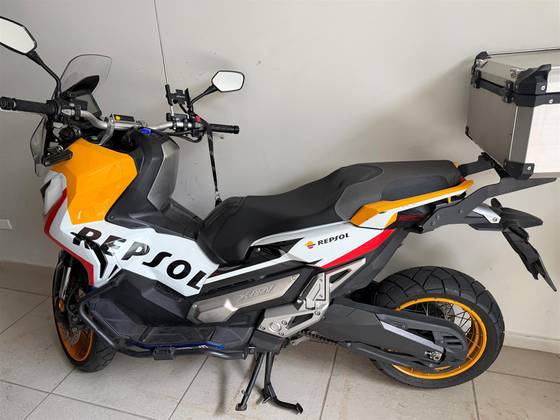 HONDA X-ADV 