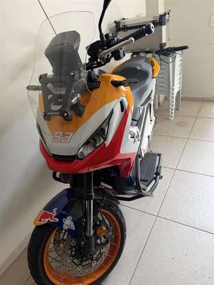 HONDA-X-ADV-2019