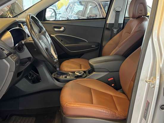 HYUNDAI-GRAND SANTA FÉ-3.3 MPFI V6 4WD GASOLINA 4P AUTOMÁTICO HYUNDAI-GRAND SANTA FÉ-2013
