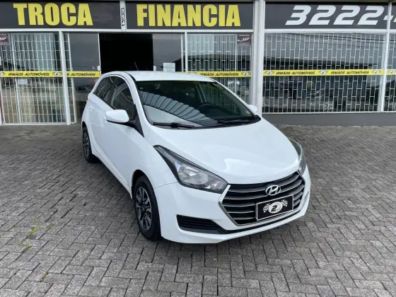 HYUNDAI HB20 1.0 COMFORT PLUS 12V FLEX 4P MANUAL