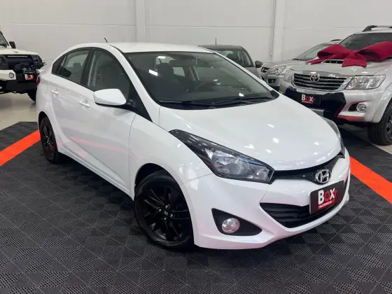 HYUNDAI HB20S 1.6 COMFORT PLUS 16V FLEX 4P MANUAL