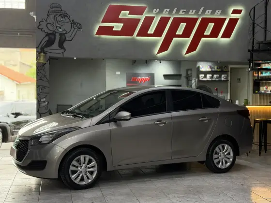 HYUNDAI HB20S 1.6 COMFORT STYLE 16V FLEX 4P AUTOMÁTICO