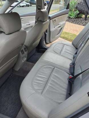 HYUNDAI-AZERA-2008