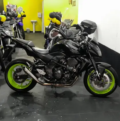 KAWASAKI Z-750 