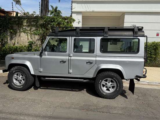 LAND ROVER-DEFENDER-2004