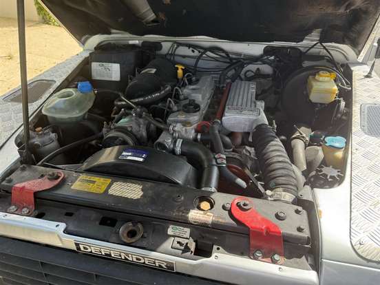 LAND ROVER-DEFENDER-2.5 SW HCPU 130 4X4 TURBO DIESEL 4P MANUAL LAND ROVER-DEFENDER-2004