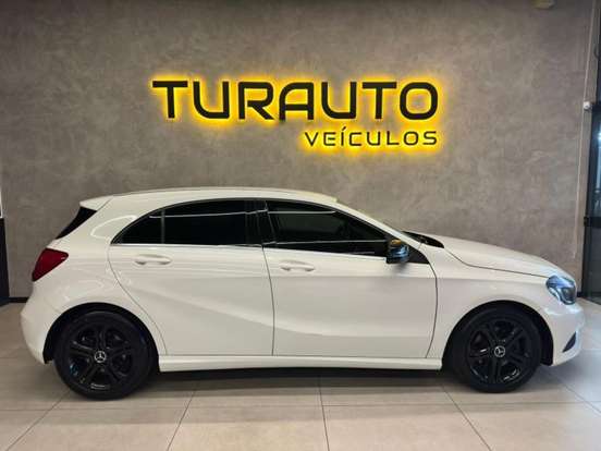 MERCEDES-BENZ-A 200-2014