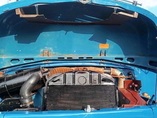 MERCEDES-BENZ-200 D-1970