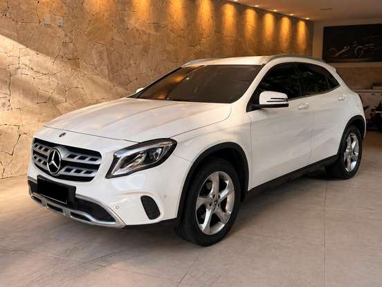 MERCEDES-BENZ-GLA 200-1.6 CGI FLEX ADVANCE 7G-DCT MERCEDES-BENZ-GLA 200-2019