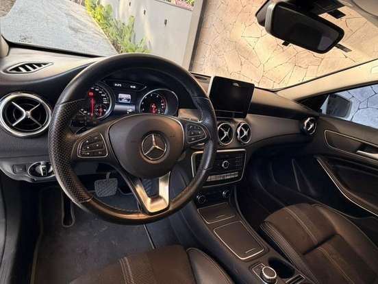 MERCEDES-BENZ-GLA 200-1.6 CGI FLEX ADVANCE 7G-DCT MERCEDES-BENZ-GLA 200-2019