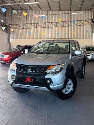 MITSUBISHI L200 TRITON 2.4 16V TURBO DIESEL SPORT GLX CD 4P 4X4 MANUAL