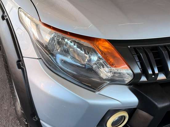 MITSUBISHI-L200 TRITON-2.4 16V TURBO DIESEL SPORT GLX CD 4P 4X4 MANUAL MITSUBISHI-L200 TRITON-2019