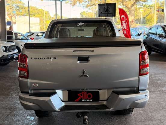 MITSUBISHI-L200 TRITON-2.4 16V TURBO DIESEL SPORT GLX CD 4P 4X4 MANUAL MITSUBISHI-L200 TRITON-2019